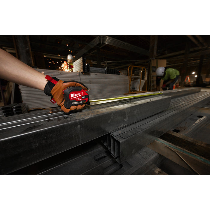 Milwaukee LED Magnetic Tape Measure 7.5 M