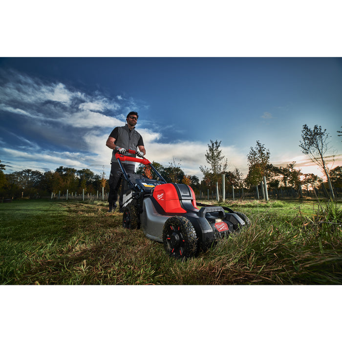 Milwaukee M18 FUEL dual battery self-propelled lawn mower 46 cm M18F2LM46-0