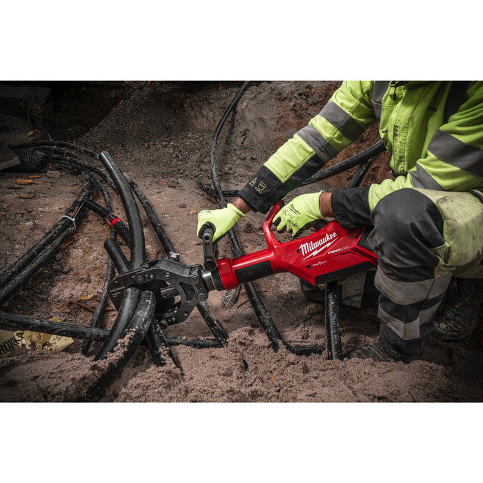 Milwaukee M18™ FORCE LOGIC™ Hydraulic 125 Mm Safety Cable Cutter M18HSFC125R -802C
